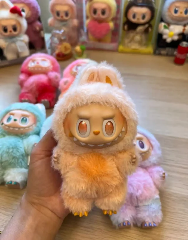 Labubu Third Generation Dolls Bubble Mart The Monster Vinyl Labubu Keychain - 图片 3